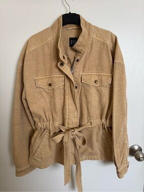 GAP Women's Tan Utility Jacket with Drawstring Waist, MP 🦋